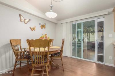 Photo 4 of 23 of home located at 3301 S Goldfield Rd #4086 Apache Junction, AZ 85219