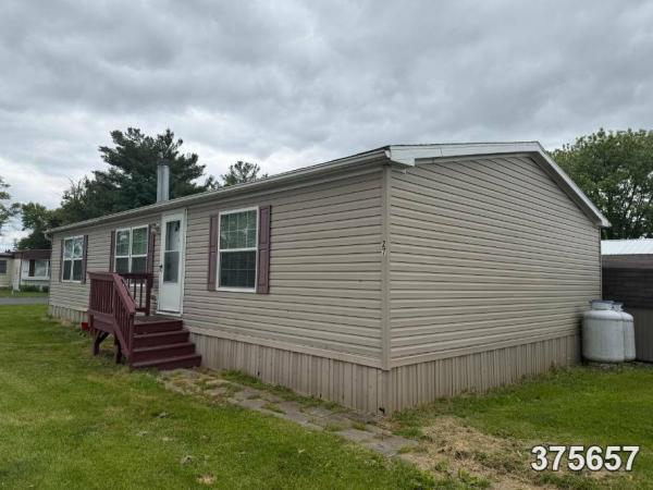 Photo 1 of 2 of home located at Penn Valley Village 27 Penn Valley Vlg # 27 Lititz, PA 17543