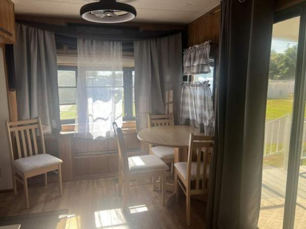 1984 Leis Manufactured Home