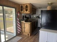 1984 Leis Manufactured Home