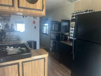 1984 Leis Manufactured Home