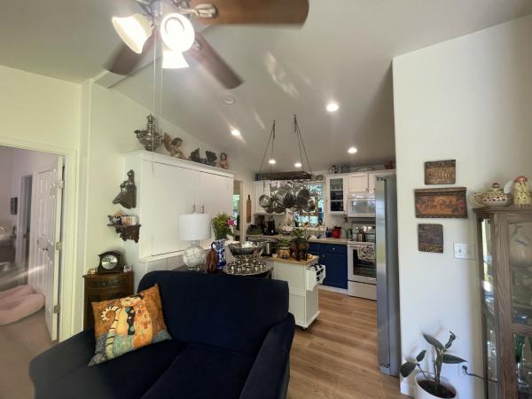 2005 FLEETWOOD HOMES CA INC 3403B Mobile Home