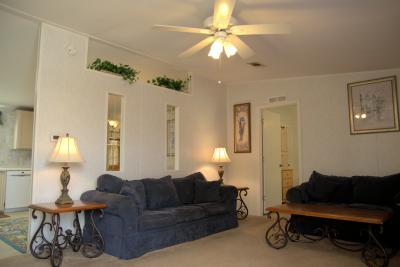 Photo 3 of 31 of home located at 553 Tropical Ave. Davenport, FL 33897