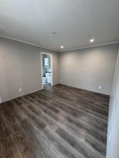 Mobile Home at 17192 Northall Macomb, MI 48044