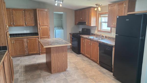 2000 Fleetwood Mobile Home For Sale