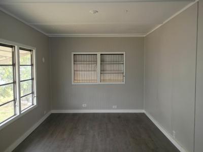 Photo 5 of 6 of home located at 3701 14th St W Lot 101 Bradenton, FL 34205