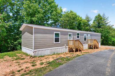 Photo 2 of 19 of home located at 89 Black Locust Drive Asheville, NC 28804