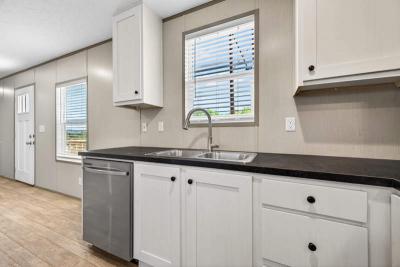 Photo 3 of 19 of home located at 89 Black Locust Drive Asheville, NC 28804