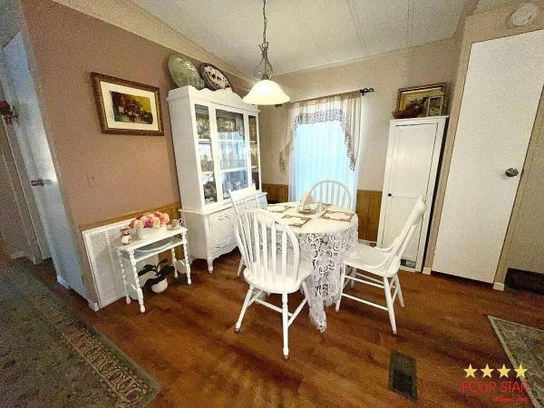 1985 COUN  Home