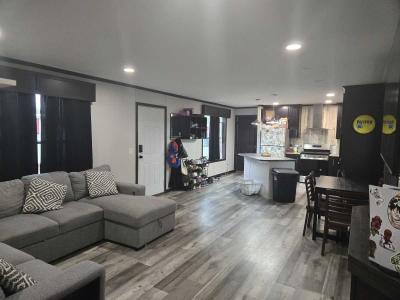 Photo 4 of 8 of home located at 217 Mayfair Rd Vadnais Heights, MN 55127