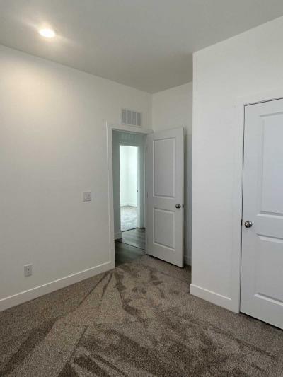 Photo 4 of 8 of home located at 17065 E Peak Lane #326 Red Rock, AZ 85145