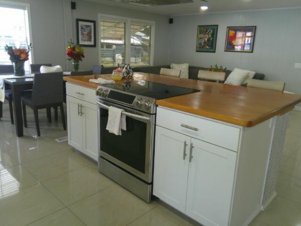 1977 GLEK Manufactured Home