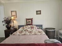1980 SOUT Manufactured Home