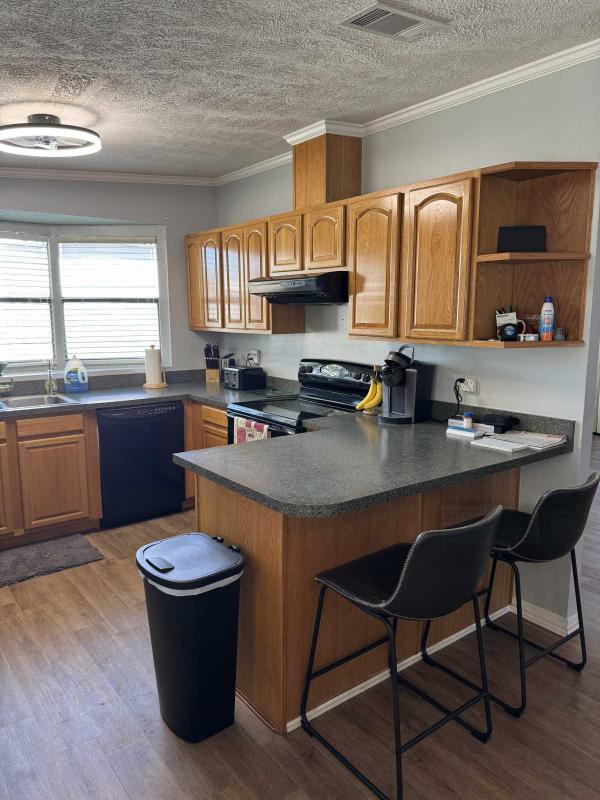 Photo 1 of 2 of home located at 413 S. Edgewater Dr. Plant City, FL 33566