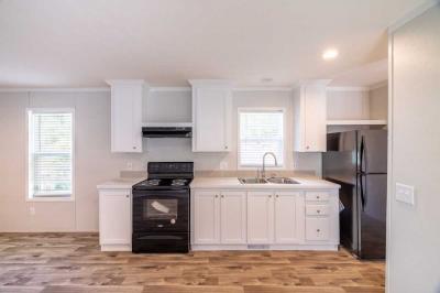 Photo 4 of 16 of home located at 1717 Highwoods Loop #26 Hillsborough, NC 27278