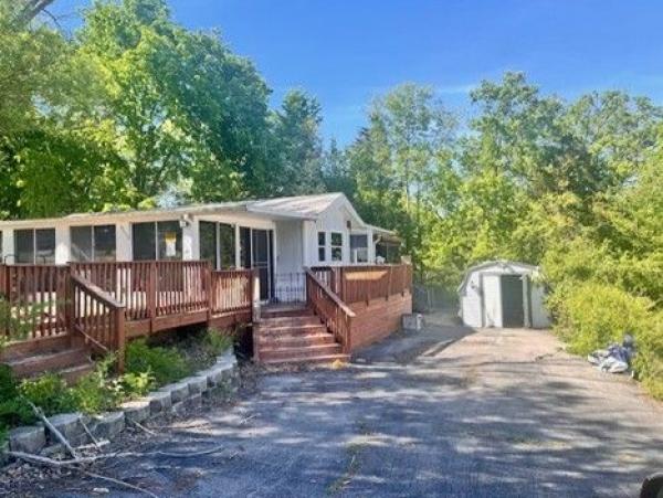 1990 CHARIOT Mobile Home For Sale