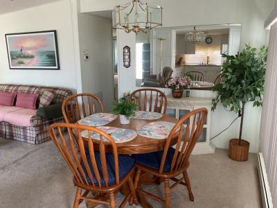 Photo 5 of 10 of home located at 3901 Bahia Vista St. #412 Sarasota, FL 34232
