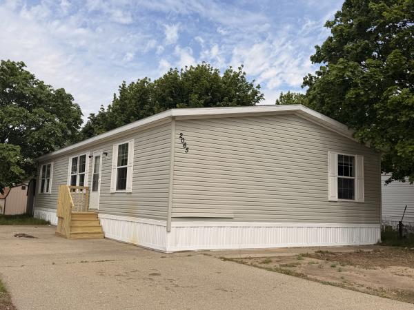 2015 Clayton Mobile Home For Sale