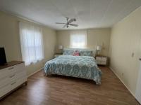 1981 HS Barrington Manufactured Home