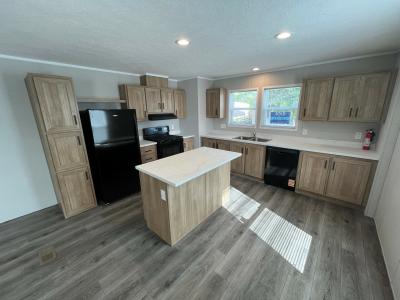 Photo 3 of 8 of home located at 1023 Doune Dr. Findlay, OH 45840