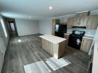 Photo 4 of 8 of home located at 1023 Doune Dr. Findlay, OH 45840