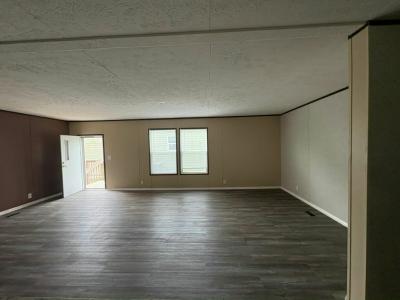 Photo 4 of 13 of home located at 4314 South Hwy 27, #71 Sulphur, LA 70665