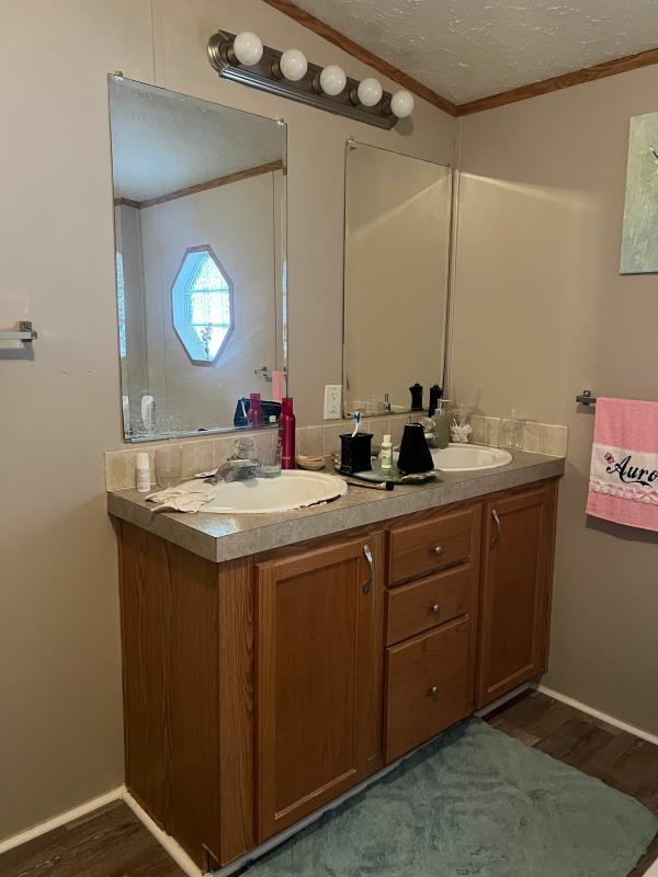 2005 Mobile Home