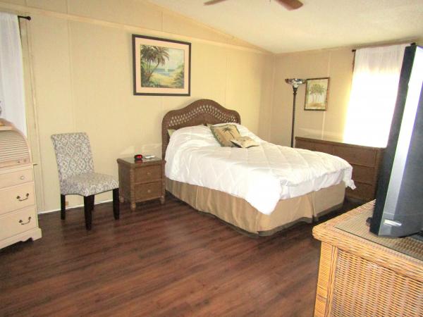 1988 Palm Harbor 8842 Mobile Home