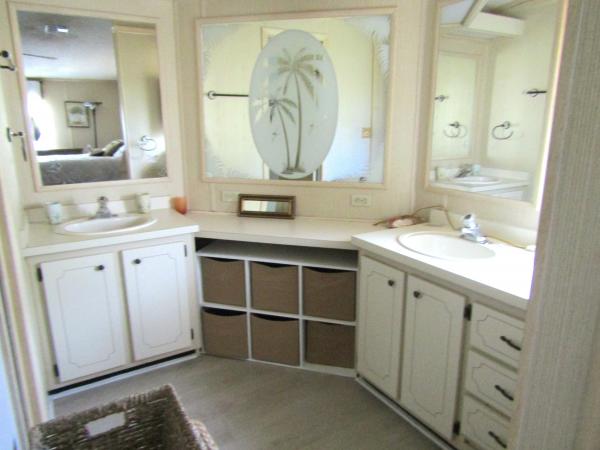 1988 Palm Harbor 8842 Mobile Home