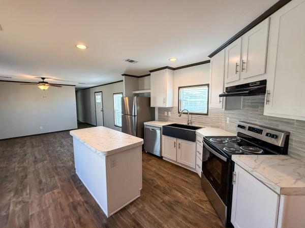 2025 Fleetwood Homes  Home