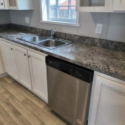 Photo 5 of 16 of home located at 27 Crestwood Drive #0031 Middletown, IN 47356