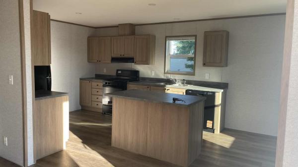 Photo 1 of 2 of home located at 3104 E. Wooster Rd., Lot 37 Pierceton, IN 46562