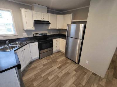 Mobile Home at 3250 Maysville Pike, Lot 39 Zanesville, OH 43701