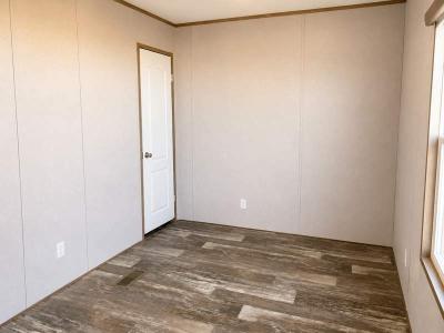 Photo 5 of 8 of home located at 246 Grove Ln New Braunfels, TX 78130
