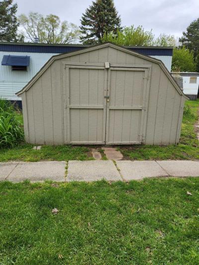 Photo 2 of 10 of home located at 410 Brittany Dr. Lot #222 Lansing, MI 48906