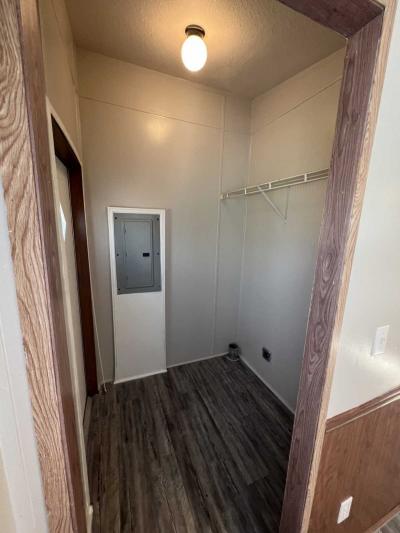 Photo 4 of 9 of home located at 11058 Peninsula Ln Fort Worth, TX 76244