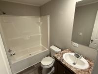 2022 Champion Home Builder  RFN1670905 Mobile Home