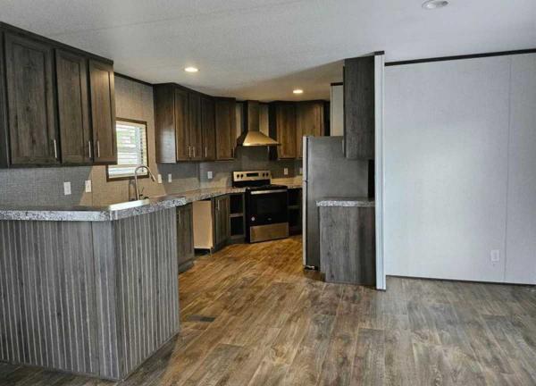 2022  Mobile Home For Sale