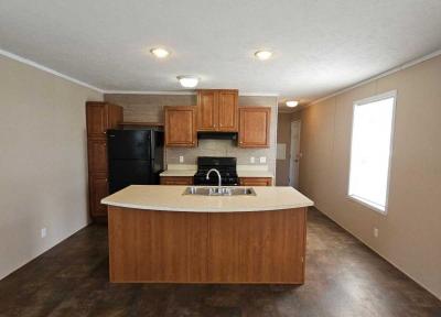 Mobile Home at Pinewood Chillicothe, Il 61523 Lot 75 Chillicothe, IL 61523