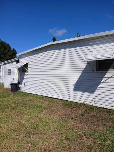 Photo 3 of 26 of home located at 9925 Ulmerton Rd., #77 Largo, FL 33771