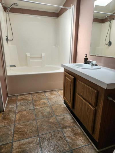 Photo 4 of 10 of home located at 105 Lancelot Pl. #51 Lansing, MI 48906