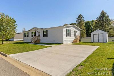 Photo 2 of 21 of home located at 1133 Yeomans Lot 210 Ionia, MI 48846