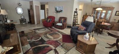 Photo 3 of 12 of home located at 4217 Underwood Dr Bakersfield, CA 93301