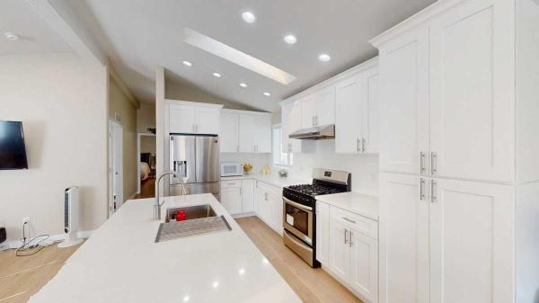 2005 Hallmark Better Than NEW Manufactured Home