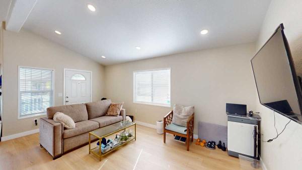 2005 Hallmark Better Than NEW Manufactured Home
