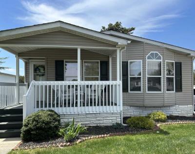 Mobile Home at 717 Evergreen Ct. Whiting, NJ 08759