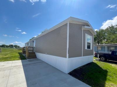 Mobile Home at 2605 Aberdeen Dr. Findlay, OH 45840