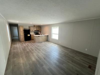 Photo 2 of 9 of home located at 2605 Aberdeen Dr. Findlay, OH 45840
