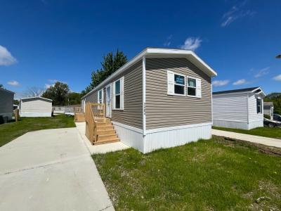 Mobile Home at 2404 W. Dundee Dr. Findlay, OH 45840
