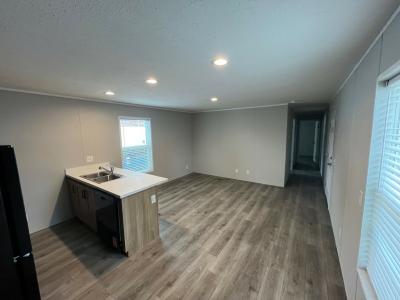 Photo 4 of 10 of home located at 2413 W. Skye View Dr. Findlay, OH 45840